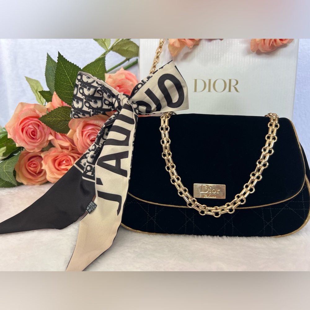✨AUTHENTIC DIOR✨Black Velvet Quilted Pouch//Shoulder Bag//Cosmetics-Perf…